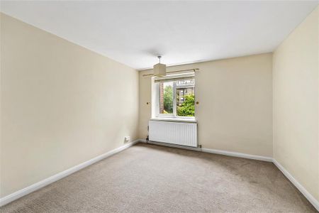 3 bedroom apartment to rent - Photo 3