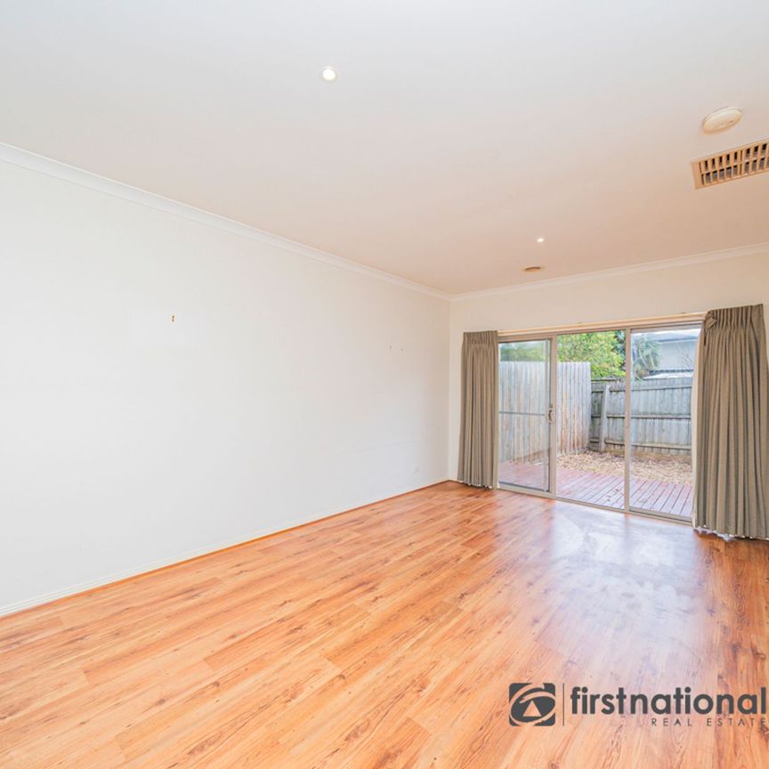 Stylish & Private 3-Bedroom Villa in Prime Location - Photo 1