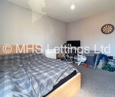 4 Bedroom Mid Terraced House for rent in Royal Park Road - Photo 6