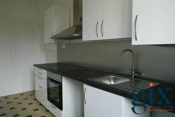 Location Appartement 3 pièces 64m² CROLLES 38920 - Photo 1