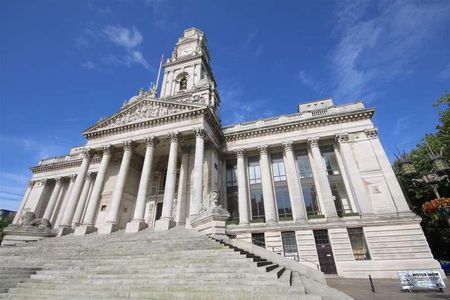 Isambard Brunel Road, Portsmouth, PO1 - Photo 4