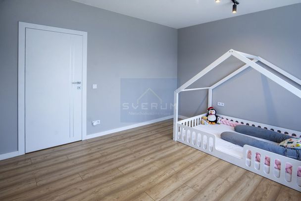 Dom na Wynajem, 154.00m - Zdjęcie 1