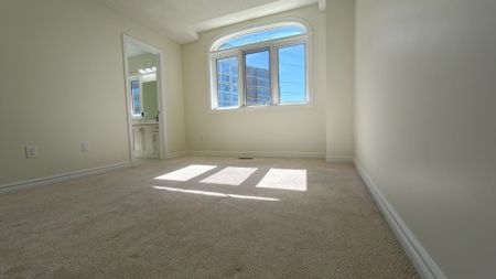 For Lease - 76 Fresno Court, Markham, Ontario - Photo 3