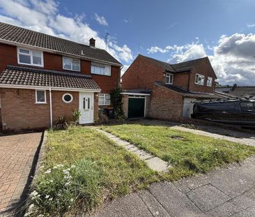 3 bedroom semi-detached house to rent - Photo 3