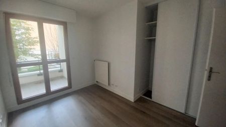location Appartement T2 DE 57.9m² À BOULOGNE - Photo 2