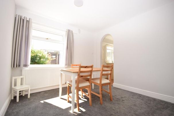 3 bedroom terraced house to rent - Photo 1