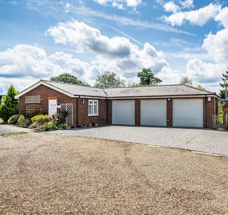 Church Road, Reading, Arborfield - Photo 3