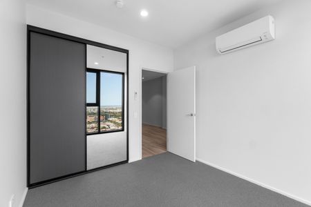 2807/6 Penaluna Place, Adelaide SA 5000 - Apartment For Rent - $600 | Domain - Photo 5