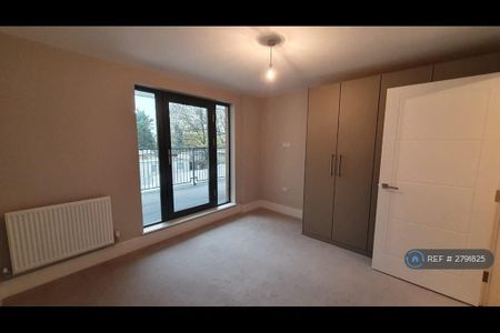 1 bedroom flat to rent - Photo 4