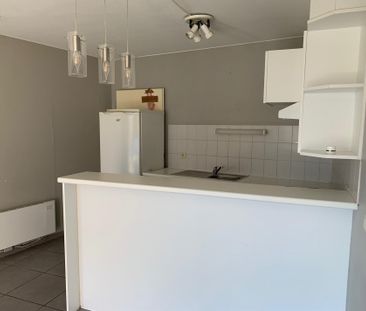 Ongemeubeld appartement met 1 slaapkamer, vlakbij strand - Foto 6