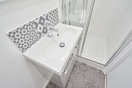 FOSSES D2 Roommate 4 Bedrooms at Lille - Photo 5
