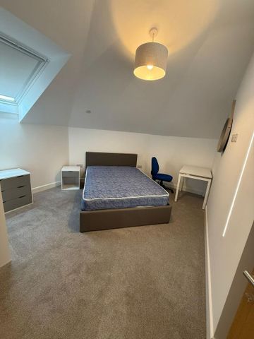 2 bedroom flat to rent - Photo 3