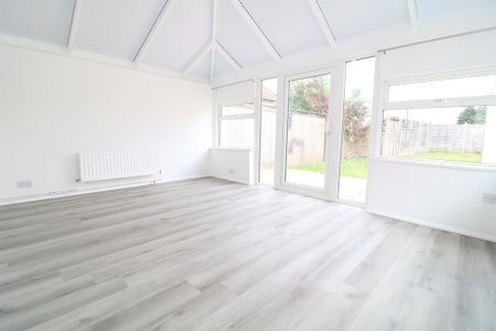 Nower Road, Dorking, RH4 - Photo 2