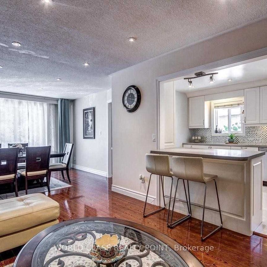 For Lease - 169 Edmonton Drive Unit# Main, Toronto, Ontario - Photo 1