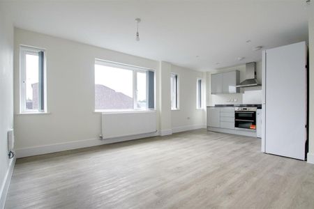 Arden Grove, Harpenden - Photo 3