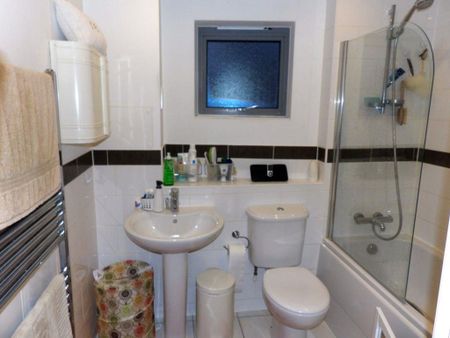 1 bedroom flat to rent - Photo 4