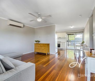 FAMILY FRIENDLY HOME ON A LARGE BLOCK IN KALLANGUR - Photo 2