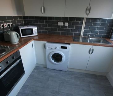 4 bedroom house share to rent - Photo 3