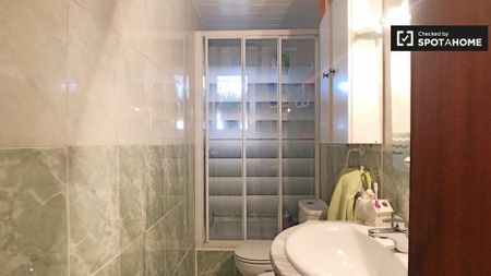 madrid, Community of Madrid 28029 - Photo 2