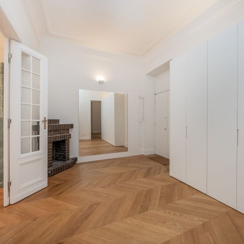 Apartament w kamienicy w CENTRUM - Zdjęcie 1