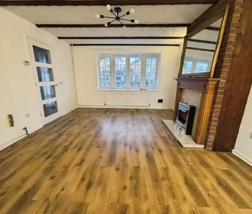 3 BED Detached house To rent - Photo 1