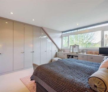 St. Peters Close, Bushey Heath, Bushey, WD23 - Photo 3