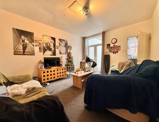 4 Bedroom Terraced To Let - Photo 1