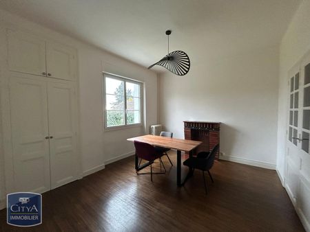 Location Maison 5 pièces 79m² LE BLANC 36300 - Photo 2