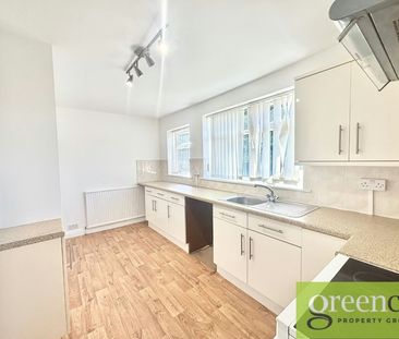 Knowl Close, Denton, Tameside, M34 - Photo 6