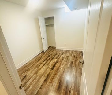 For Lease - 15 Dalecrest Road, Brampton, Ontario - Photo 2