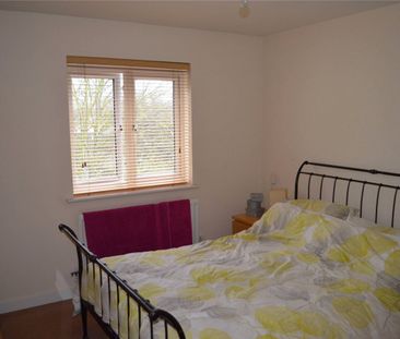 2 Bed Property To Rent - Photo 3