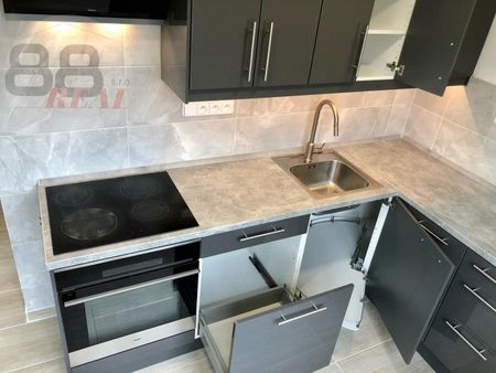 Pronájem bytu 2+1 54 m² - Photo 2