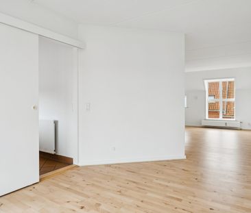 Sprit nyt lækkert køkken - Foto 3