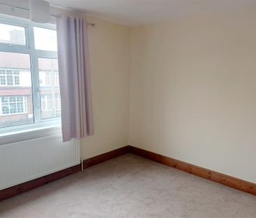 2 bedroom End of terrace house to rent - Photo 6