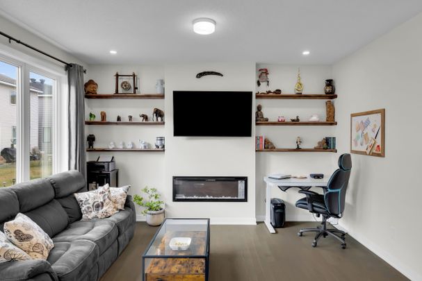 For Lease - 1076 Curraglass Walk, Stittsville - Munster - Richmond, Ontario - Photo 1