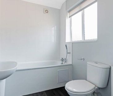 4 bedroom house to rent - Photo 3