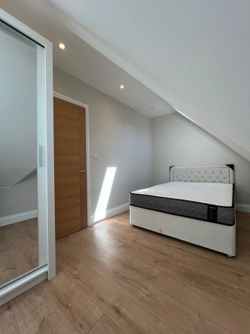 2 Bed Flat, High Road, N12 - Photo 5