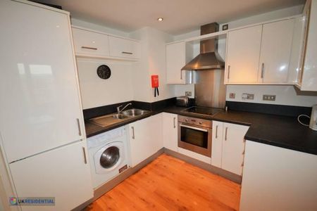 1 bedroom flat to rent - Photo 5