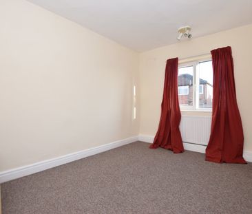 36, Hawksworth Grove, Kirkstall, Leeds, LS5 3NB - Photo 6