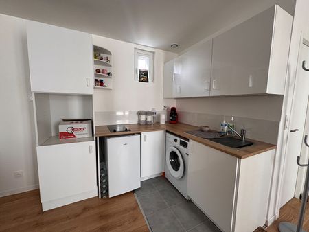 Location Appartement 2 pièces 44m² - Photo 2