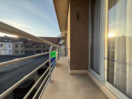 Appartement met 2 slaapkamers en garage in Zwevegem - Foto 2