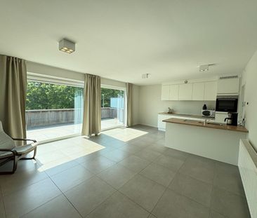 Appartement te huur in Ledegem voor € 760 met 2 slaapkamers - Photo 1