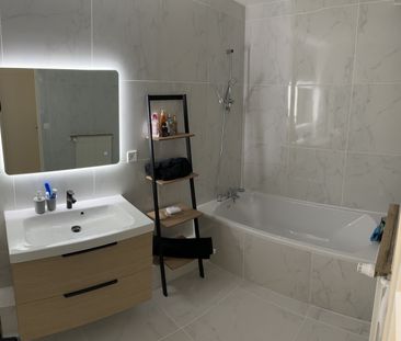 Roanne, 28 Rue du Mayollet, Résidence "Saint-Clair" - Photo 5