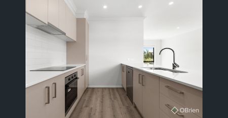 BRAND NEW 3 BEDROOM TOWNHOUSE IN RIVERWALK ESTATE - Photo 5