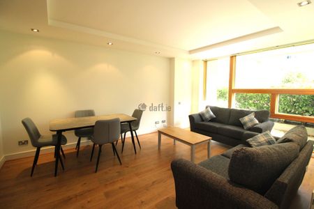 Apartment to rent in Cork, The Lough - Photo 3