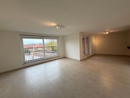 Instapklaar appartement met drie slaapkamers in hartje Geel - Photo 3