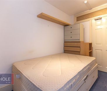 Clifton Park Road, - Photo 4