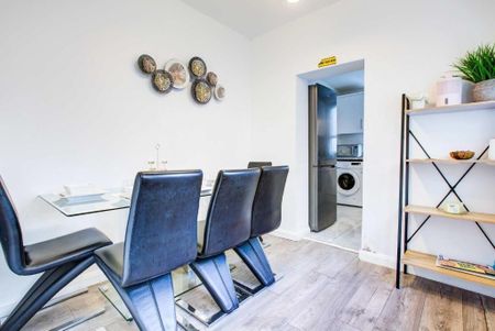 3 bedroom terraced house to rent - Photo 3