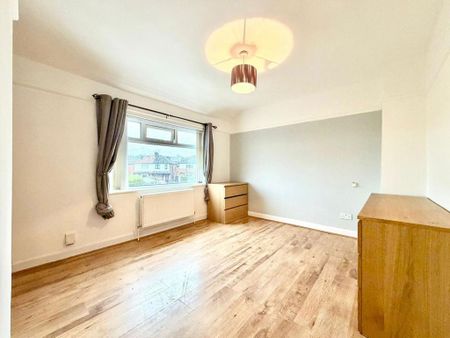 2 bedroom semi-detached house to rent - Photo 3