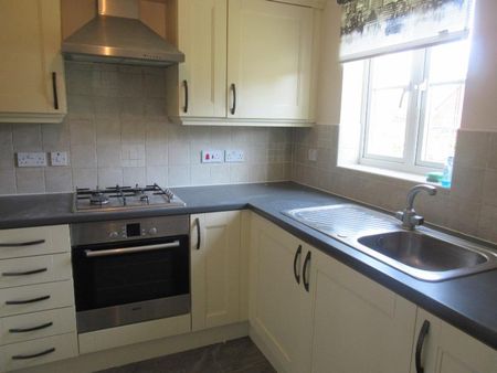 3 bedroom terraced house to rent - Photo 5